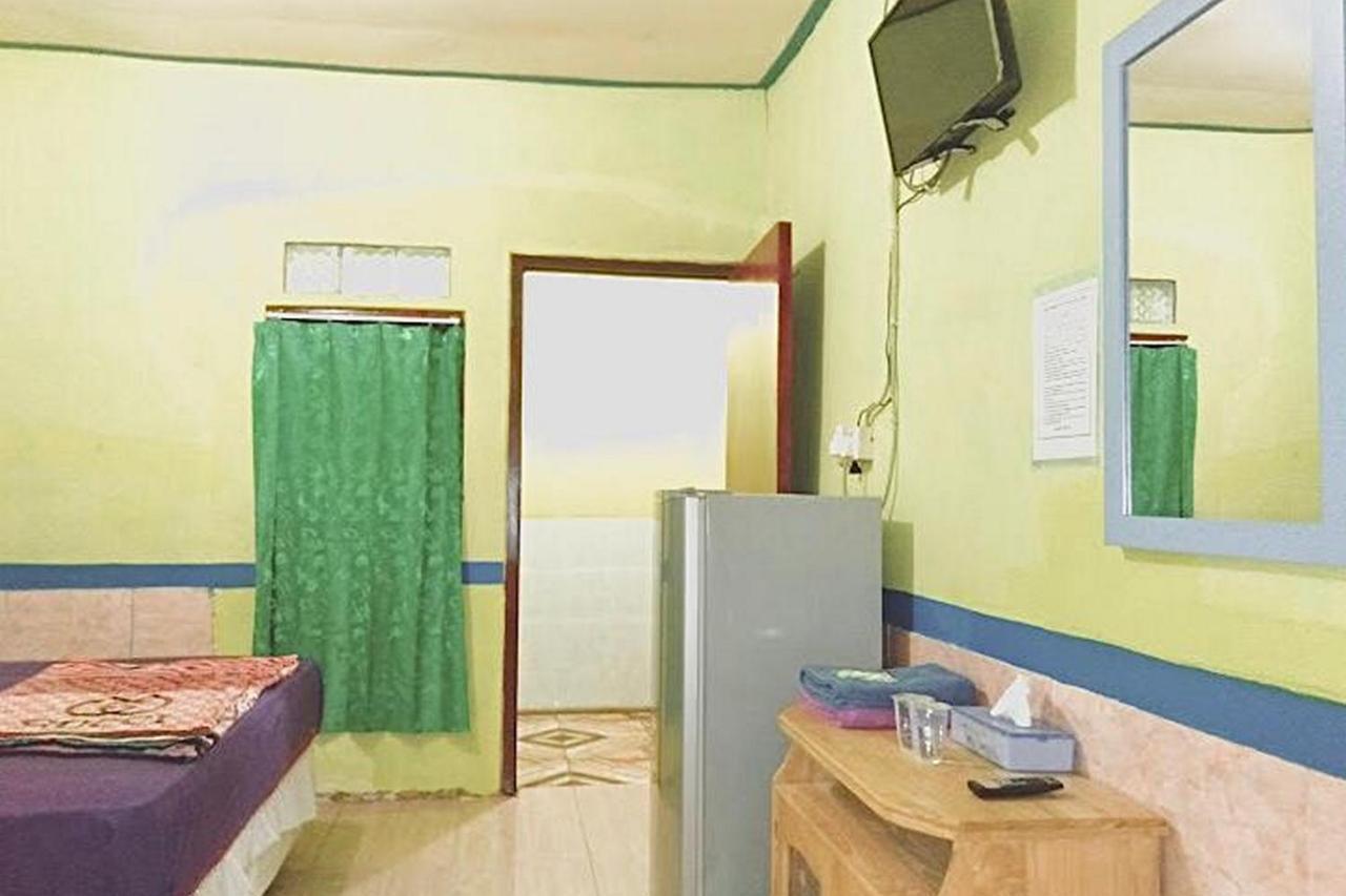 Hotel Indah Grogot Syariah Mitra Reddoorz Tanah Grogot Esterno foto