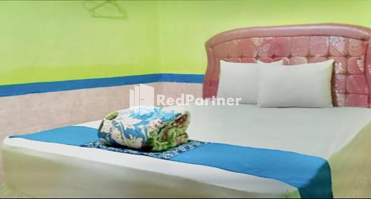 Hotel Indah Grogot Syariah Mitra Reddoorz Tanah Grogot Esterno foto